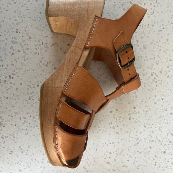 Kavat (Swedish) Clogs - Picture 9 of 10